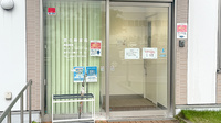 宮の陣薬局の入口