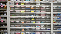 平成堂薬局元町店の薬棚