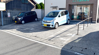 有限会社コスモ調剤薬局中間店の駐車場