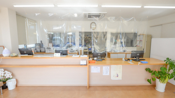 畑薬局福柳木店の受付/カウンター
