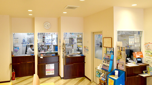 サンキュー薬局　東城野店の受付/カウンター