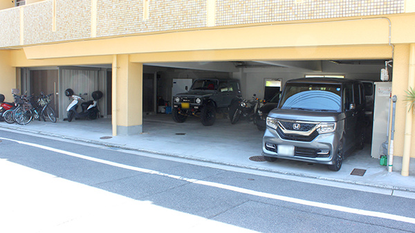 駐車場