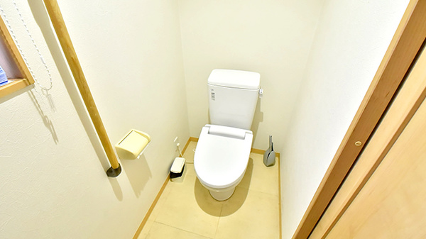つばき薬局 男山店のお手洗い