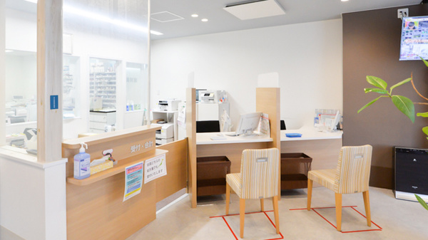 せんだい南調剤薬局の受付/カウンター