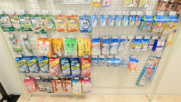 クオール薬局 田町店の雑貨品