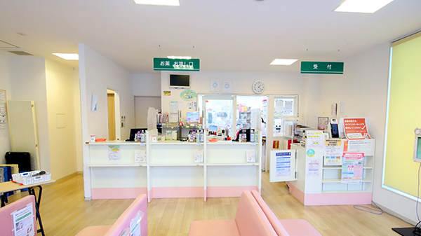 サエラ薬局 千里中央店の受付/カウンター