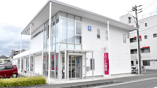 スマイル薬局の外観