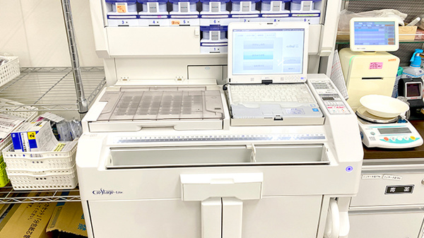 ゆうあい未来薬局の調剤器具