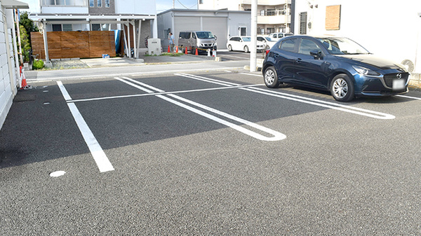 サンロード調剤薬局昭和店の駐車場