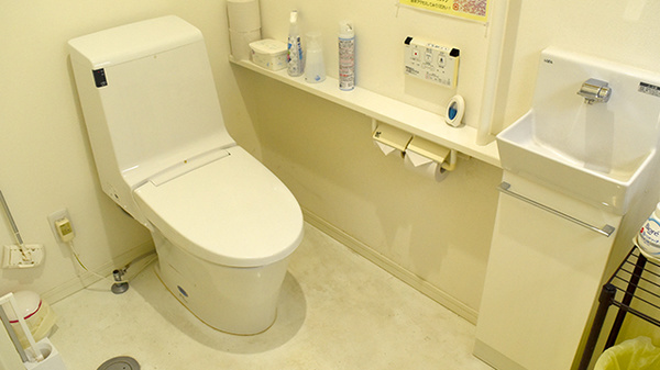 調剤薬局薬報堂町屋店のお手洗い