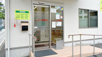 なつめ薬局の入口