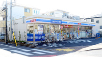 ローソンクオール薬局江戸川松江二丁目店の外観