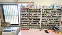 千葉薬局福生２号店の薬棚