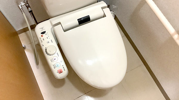 ひばり薬局のお手洗い