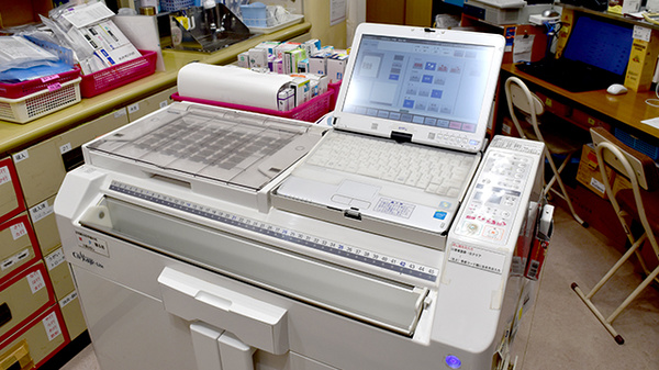 アライブ薬局本郷通り店の調剤器具