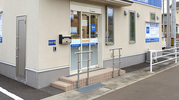 クオール薬局岩沼あさひ野店の入口