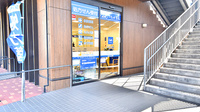 クオール薬局いのはなテラス店の入口