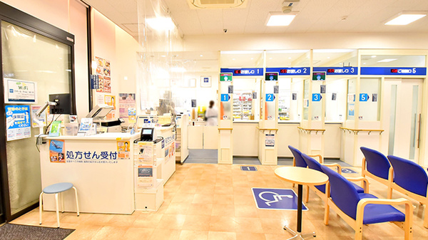 クオール薬局いのはなテラス店の受付/カウンター