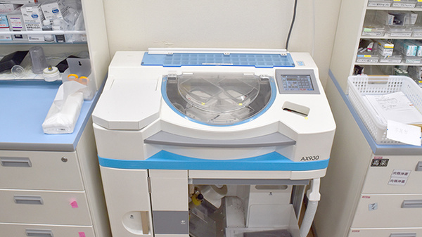 ヤックスドラッグ横芝光薬局の調剤器具