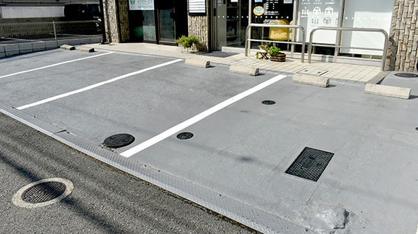 そうごう薬局 こまつばら通店の駐車場
