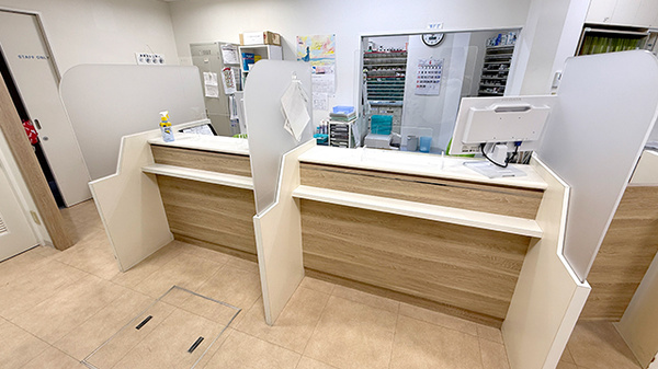 ひまわり薬局天満店の受付/カウンター