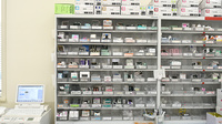 もみの木薬局見瀬店の薬棚