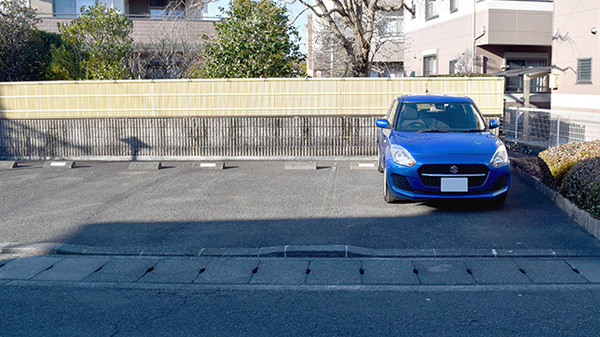 もみの木薬局見瀬店の駐車場
