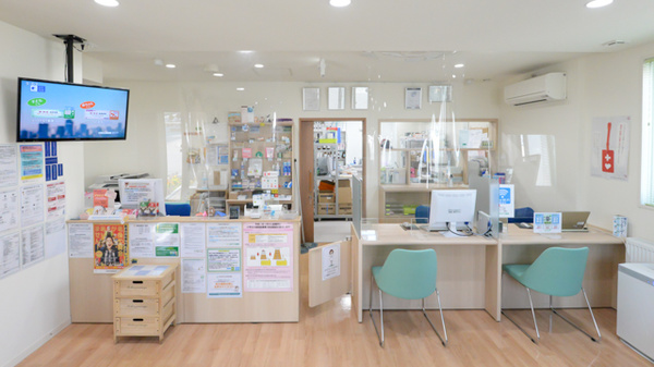 ノルデン薬局北円山店の受付/カウンター