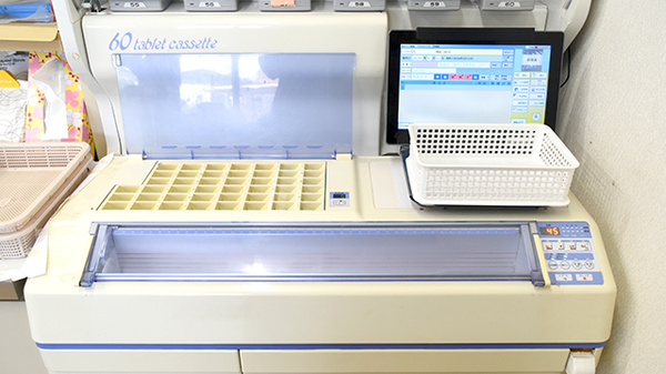 ワタナベ薬局　日出店の調剤器具