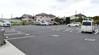 ひまわり薬局伊奈町店の駐車場