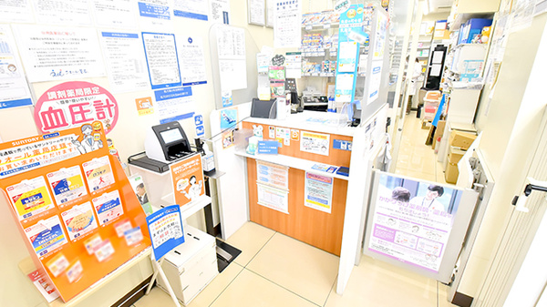 ローソンクオール薬局南柏駅西口店の受付/カウンター
