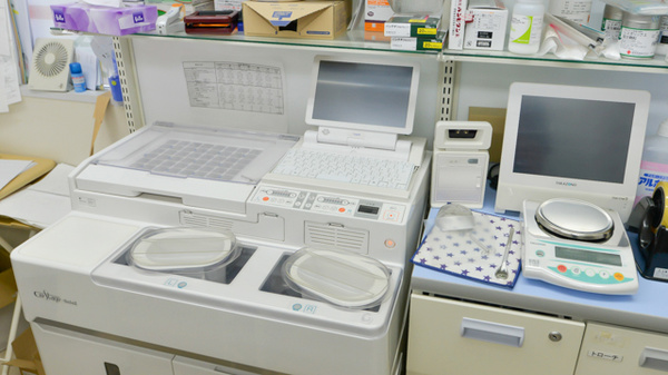 V・drug　守山小幡薬局の調剤器具