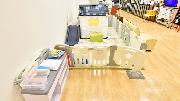 ファーマライズ薬局　本八幡店のキッズ用設備