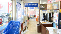 ローソンクオール薬局島根一丁目店の入口