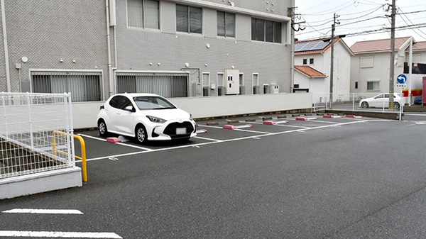 サンキュー薬局　戸ノ上店の駐車場