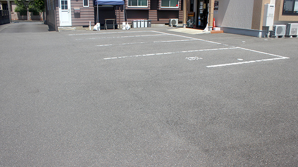 ばんしょ橋薬局の駐車場
