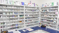 かみのやま調剤薬局美咲町店の薬棚