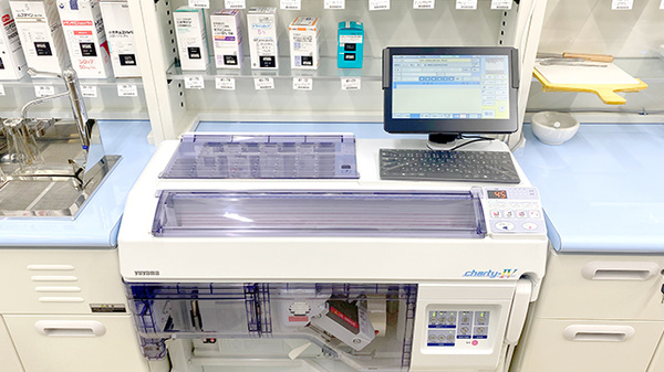 ドラッグセイムス京町薬局の調剤器具
