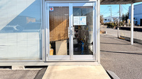 あおい薬局の入口