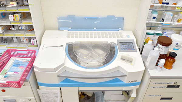 ヤックスドラッグ東金新町薬局の調剤器具