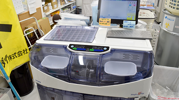 ゴダイ薬局　玉津店の調剤器具