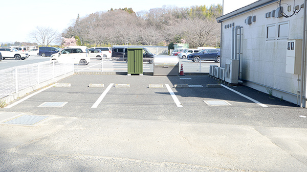 クオール薬局日立北店の駐車場