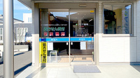 アクア薬局桜の郷店の入口