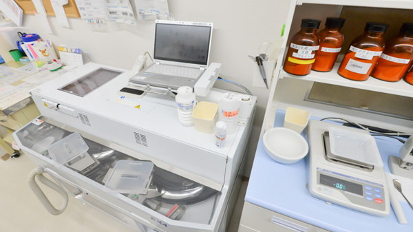 ノルデン薬局南１３条店の調剤器具