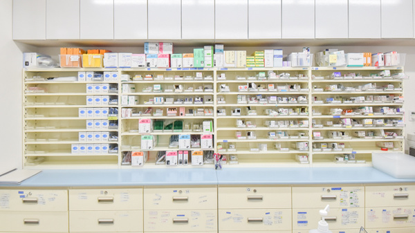 アプコＵｎｉｔｙ薬局大手町の薬棚