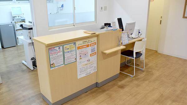 さくらんぼ薬局的場店の受付/カウンター