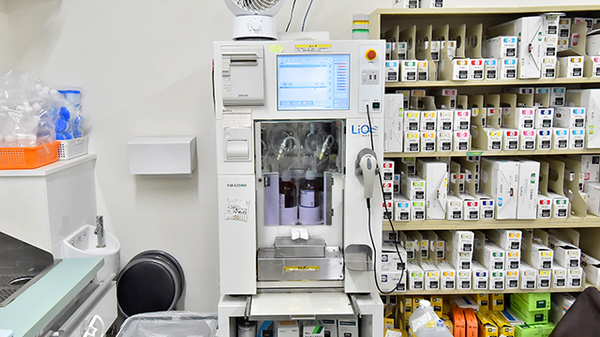サエラ薬局 今里北店の調剤器具