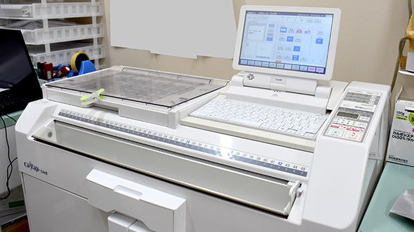 エムズドラッグ学園大和薬局の調剤器具
