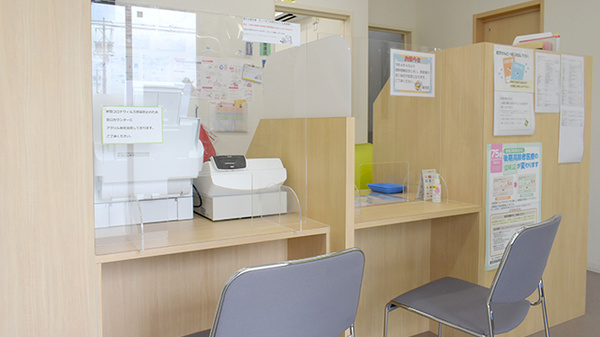 調剤薬局アモス大門店の受付/カウンター