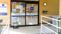 クオール薬局三豊店の入口